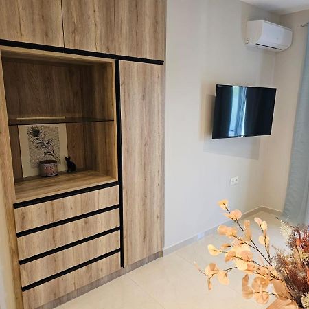 Agora Luxury Apartment 3 Λουτράκι Εξωτερικό φωτογραφία