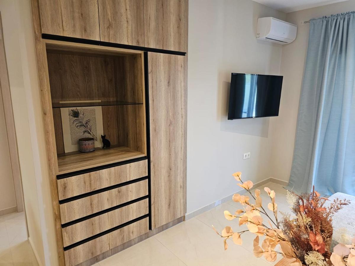 Agora Luxury Apartment 3 Λουτράκι Εξωτερικό φωτογραφία