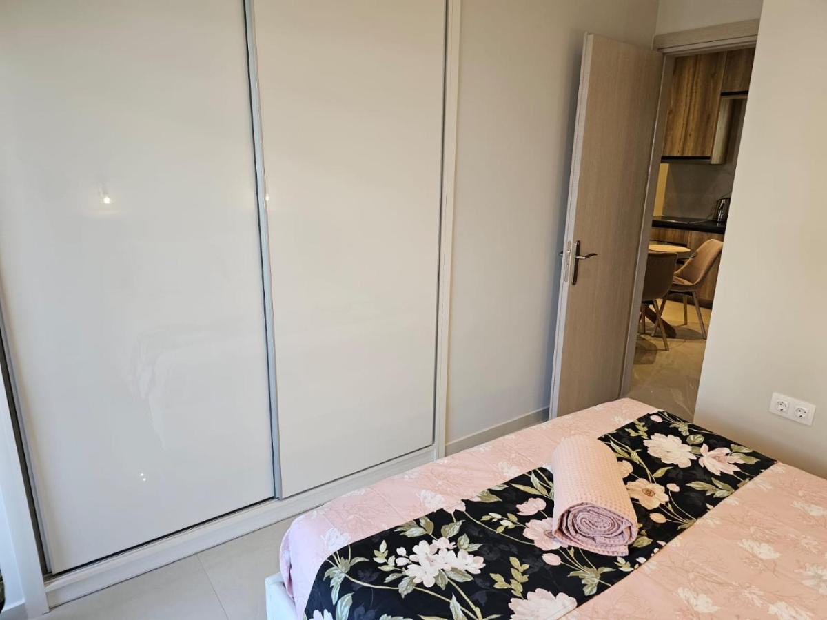 Agora Luxury Apartment 3 Λουτράκι Εξωτερικό φωτογραφία