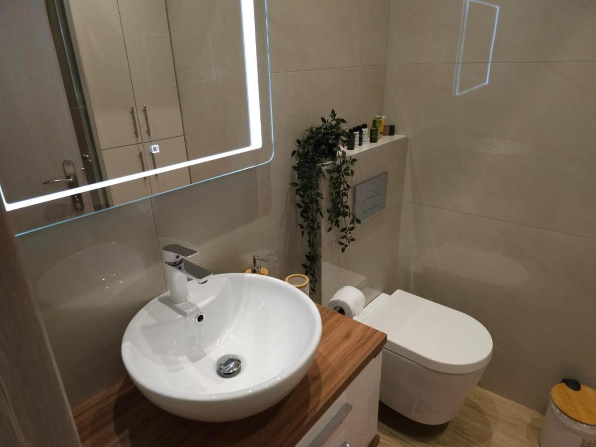Agora Luxury Apartment 3 Λουτράκι Εξωτερικό φωτογραφία