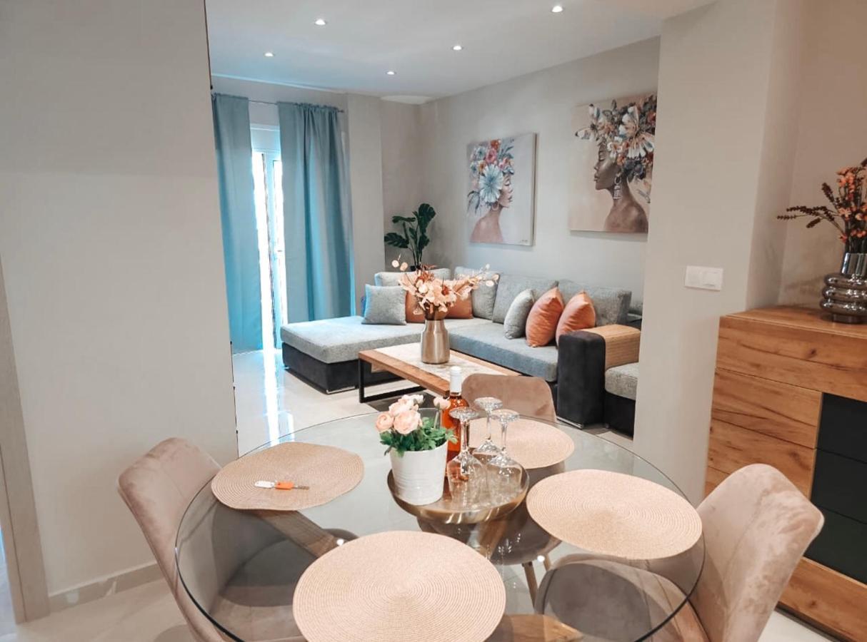 Agora Luxury Apartment 3 Λουτράκι Εξωτερικό φωτογραφία